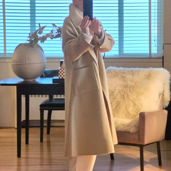 Beautiful Quality Belted Double Faced Wool Coat - Picture 1 of 9